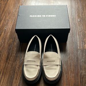 Fashion to Figure “Ilissa”Bone Loafers Wide Width Size 8W